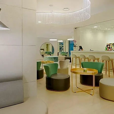 فندق إن إتش 4*