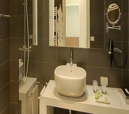 Hotel Nh 4*