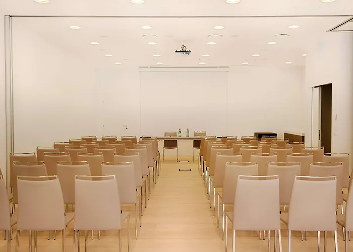 ホテル Nh トレント